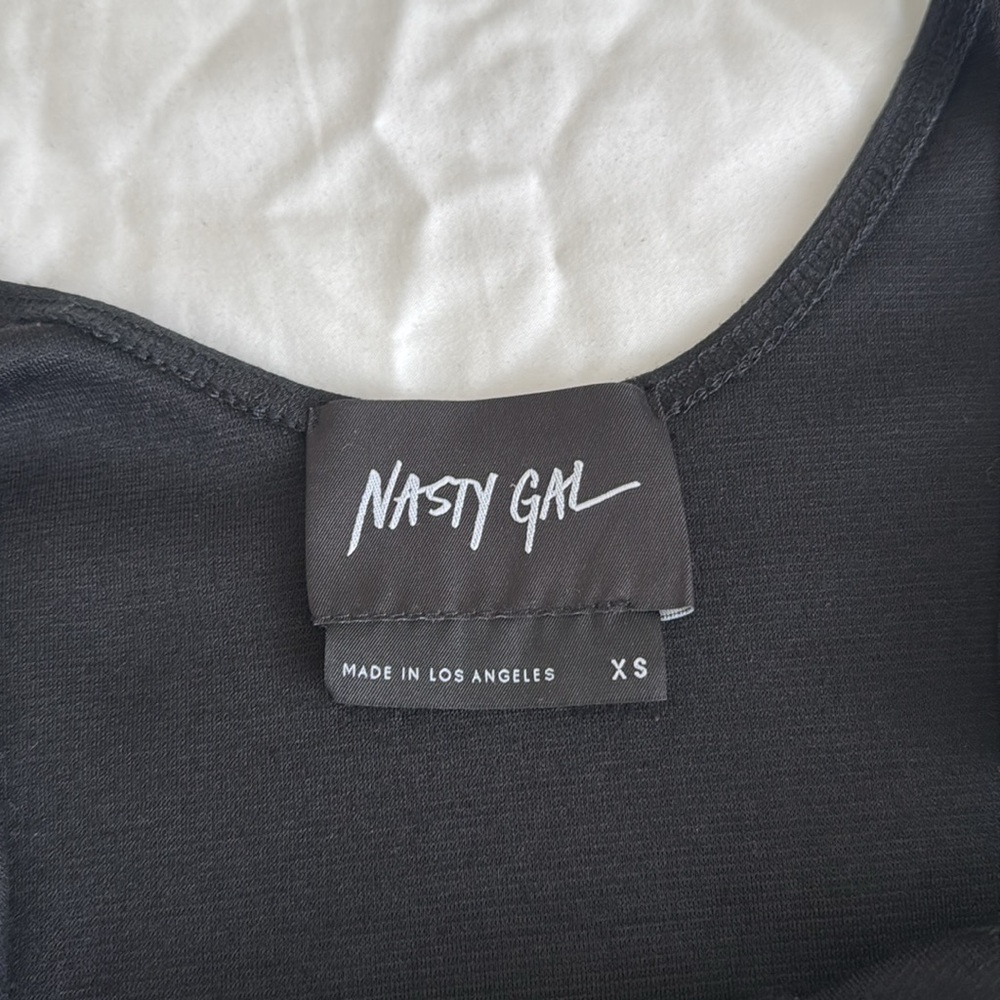 Nasty Gal Lace Up Front Bodysuit - Picture 6 of 9